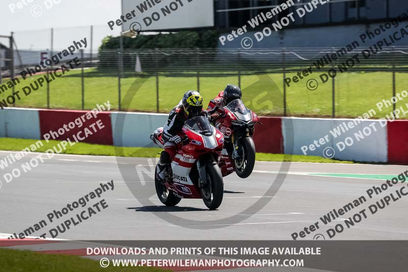 donington no limits trackday;donington park photographs;donington trackday photographs;no limits trackdays;peter wileman photography;trackday digital images;trackday photos